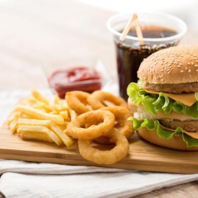Os riscos dos alimentos processados ​​à sua saúde